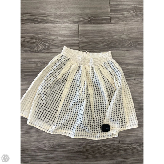 Skirt Mini & Short By Clothes Mentor In Cream, Size: L