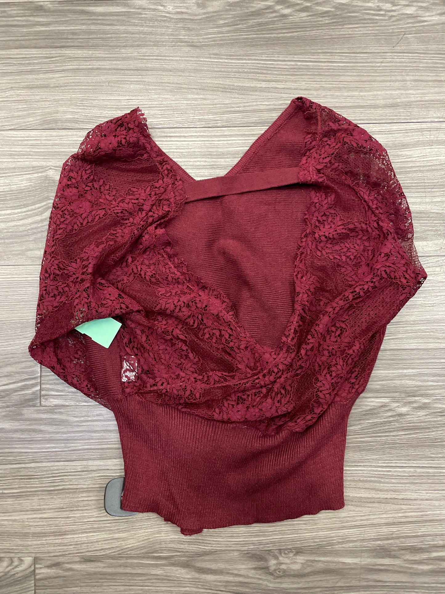 Sweater By Clothes Mentor In Red, Size: S