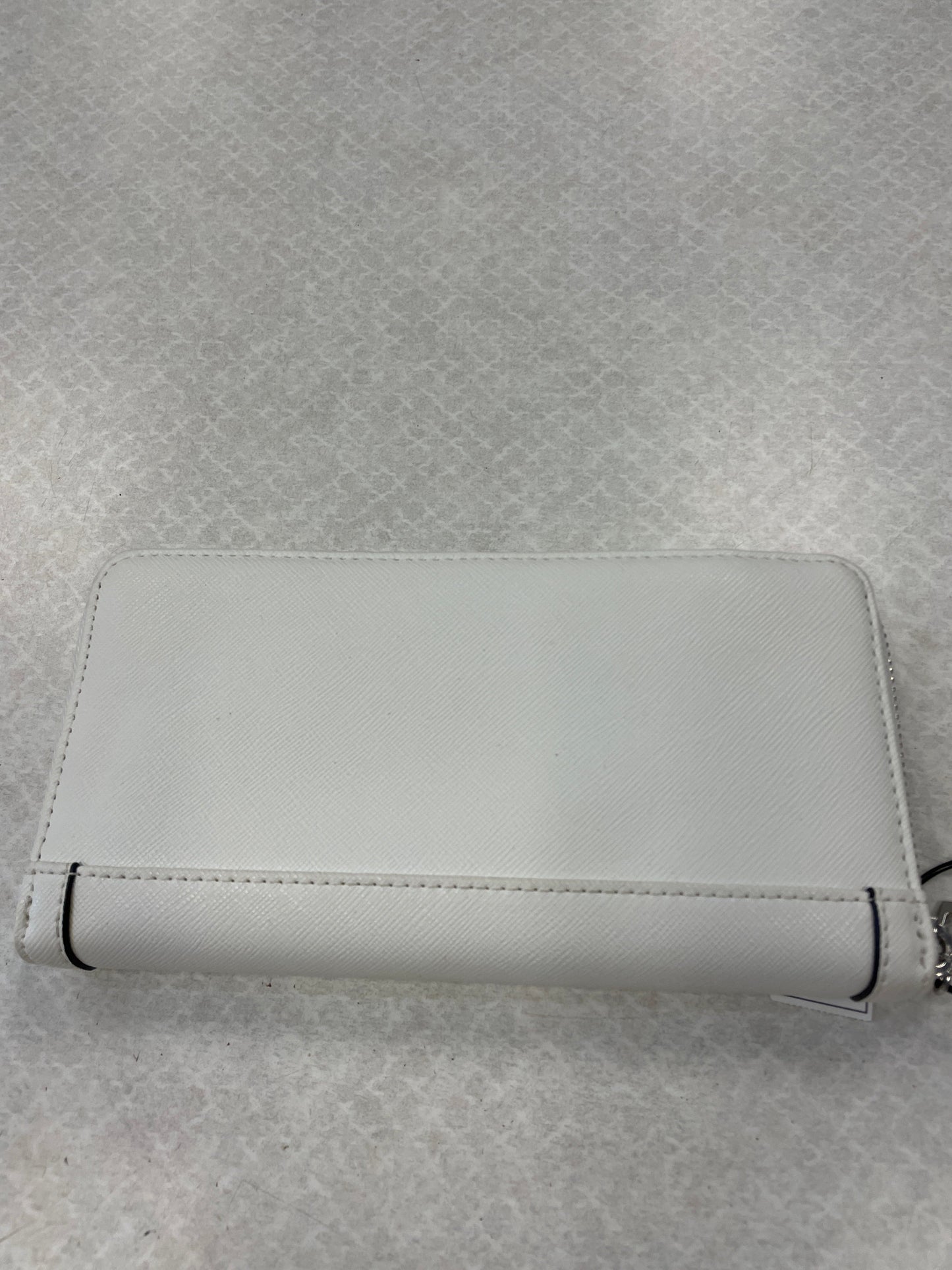 Wallet Guess, Size Medium