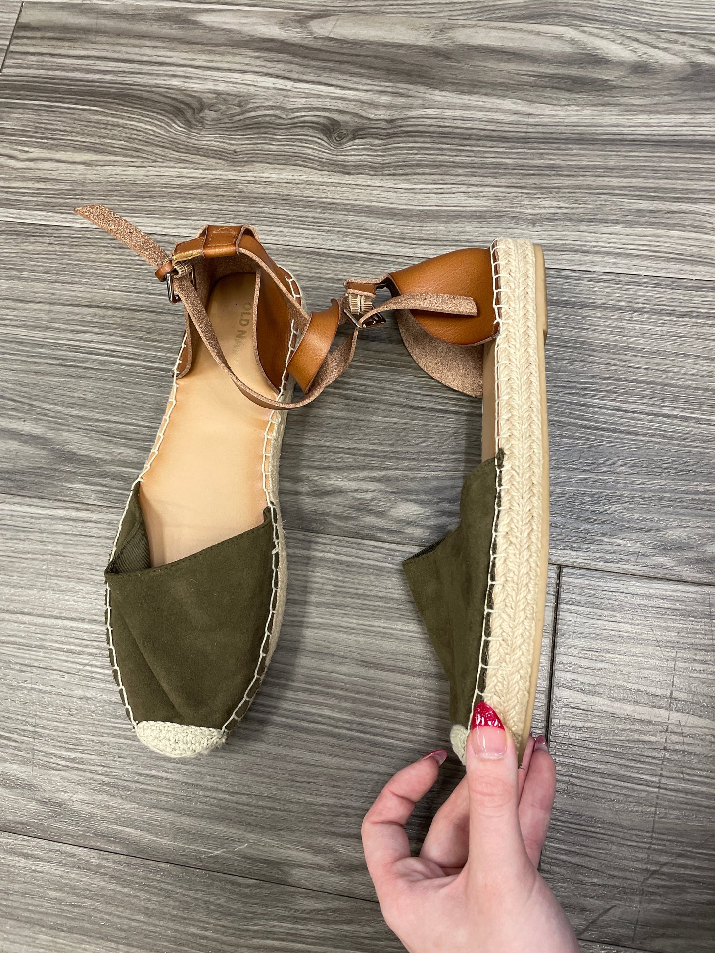 Sandals Flats By Old Navy  Size: 9