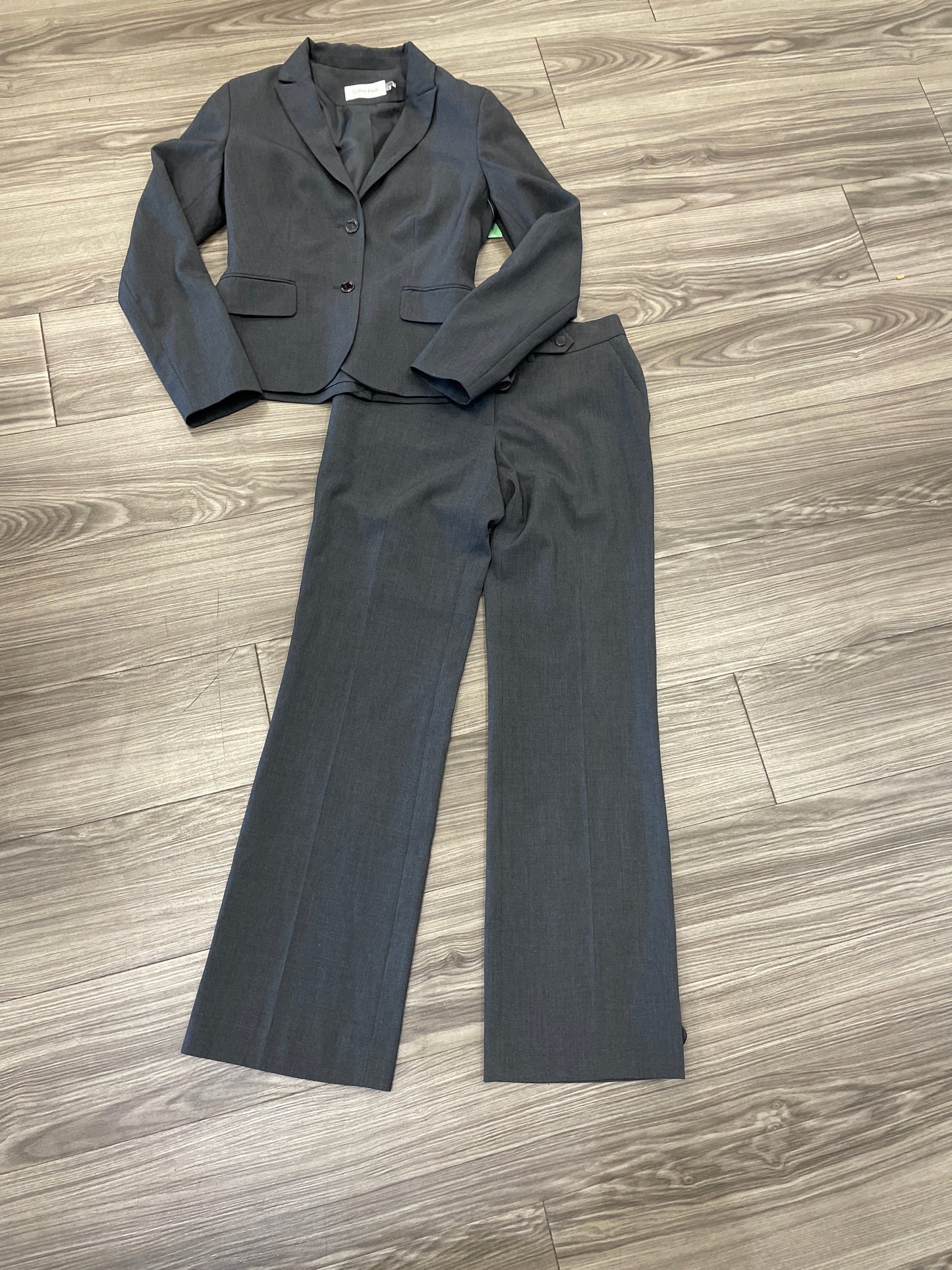 Grey Dress Suit 2pc Calvin Klein, Size Xs