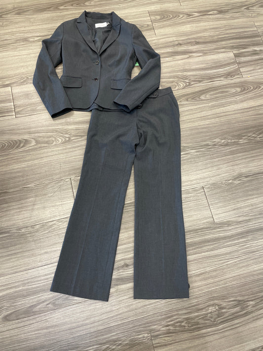 Grey Dress Suit 2pc Calvin Klein, Size Xs