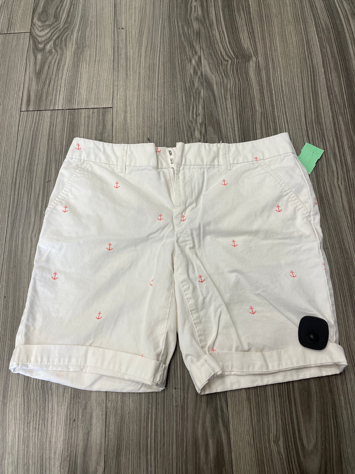 White Shorts Tommy Hilfiger, Size 4