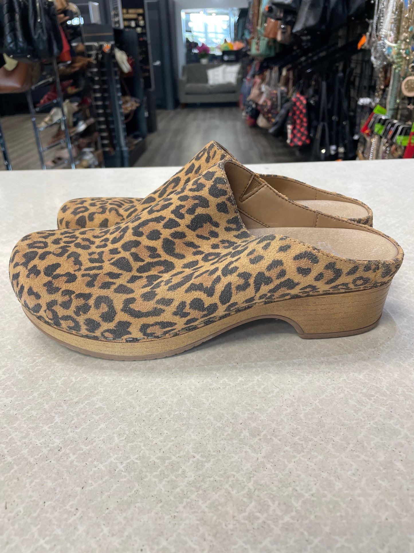 Animal Print Shoes Heels Block Dansko, Size 8