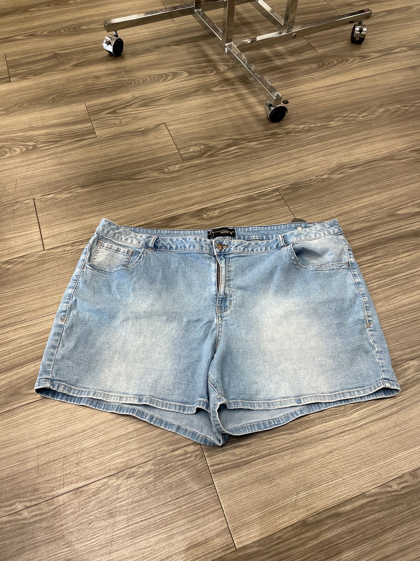 Blue Shorts Venezia, Size 28