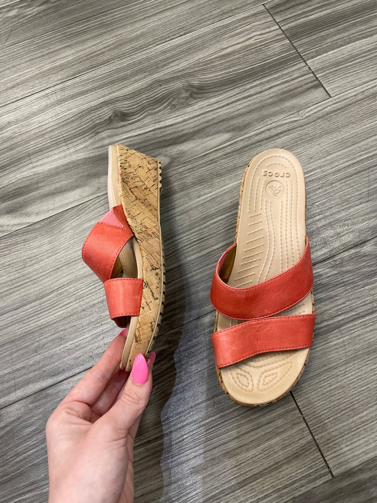 Coral Sandals Heels Block Crocs, Size 7