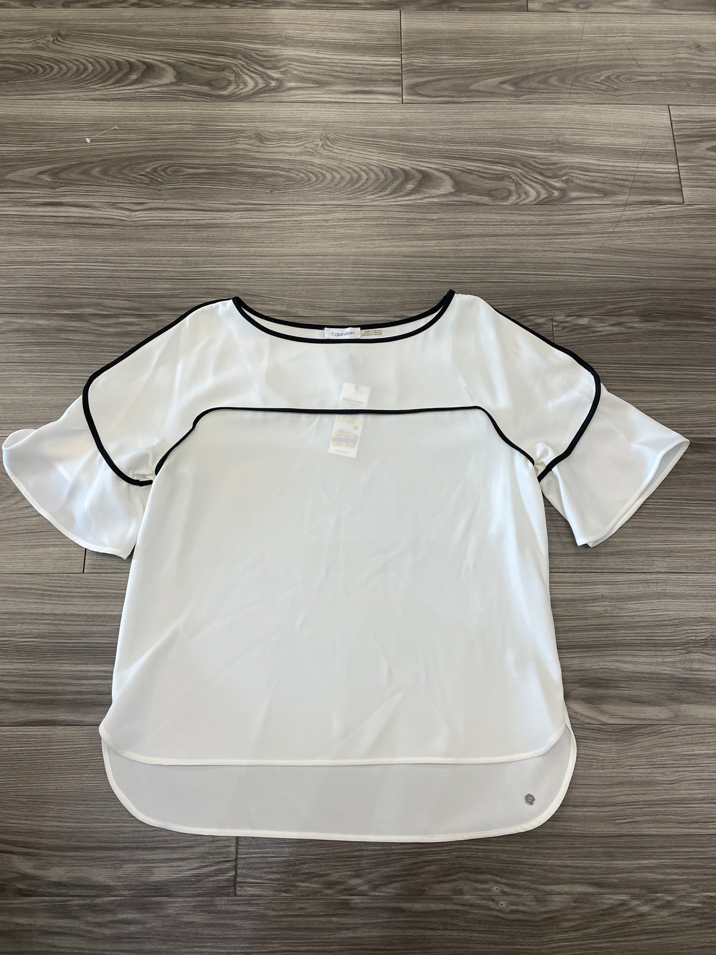 White Top Short Sleeve Calvin Klein, Size M