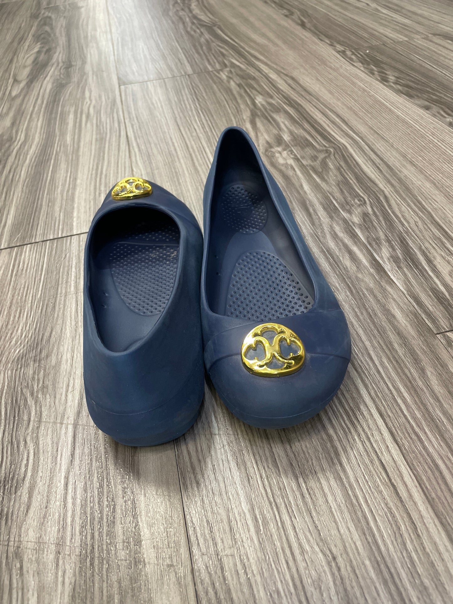 Navy Shoes Flats Crocs, Size 8