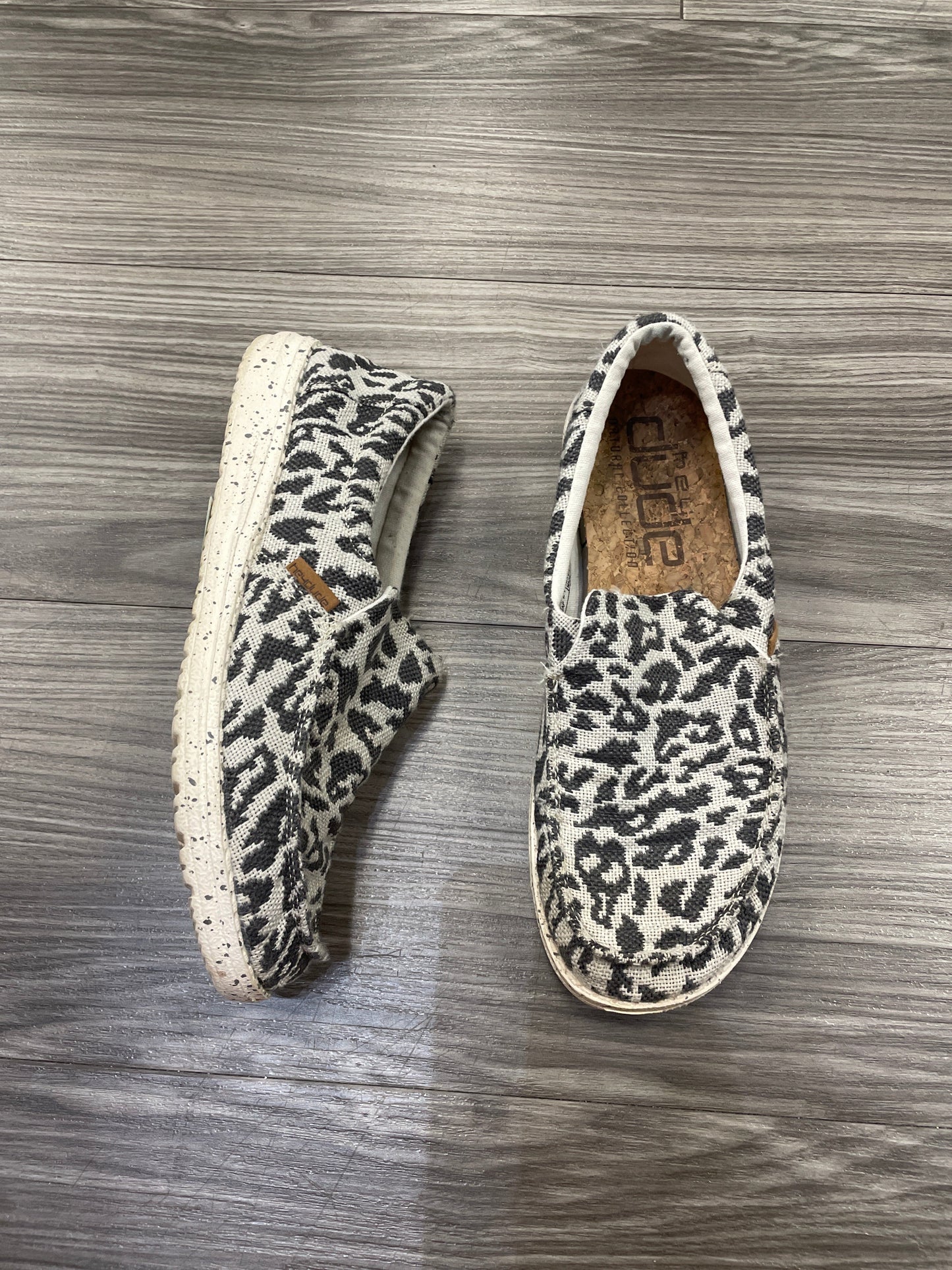 Animal Print Shoes Flats Hey Dude, Size 7