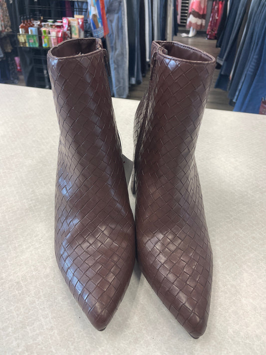 Brown Boots Ankle Heels Bamboo, Size 10