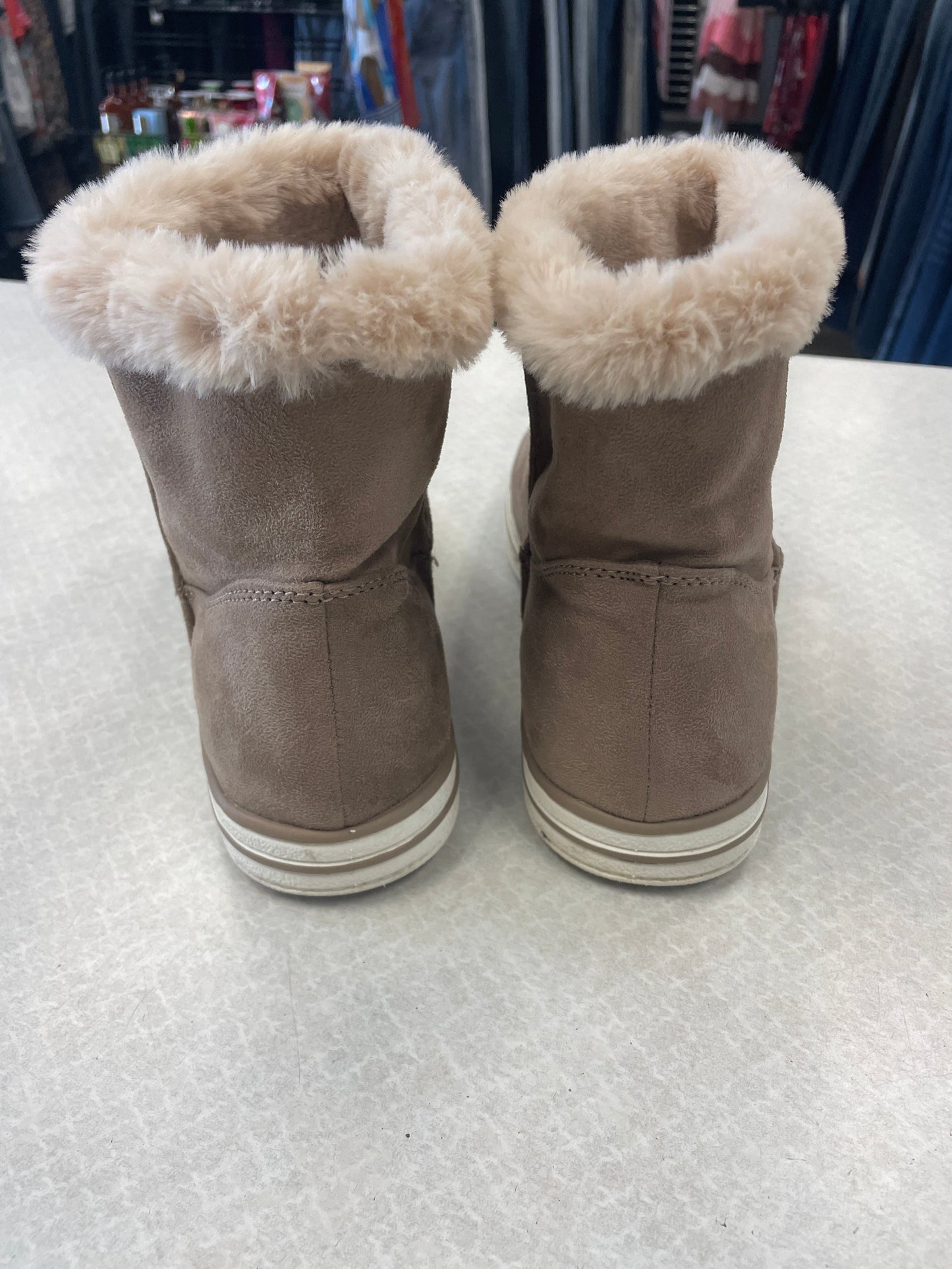 Brown Boots Snow Clothes Mentor, Size 10