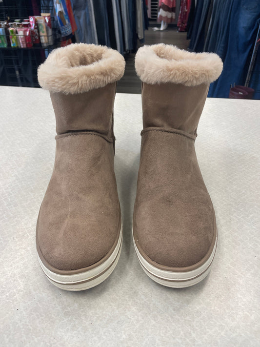 Brown Boots Snow Clothes Mentor, Size 10