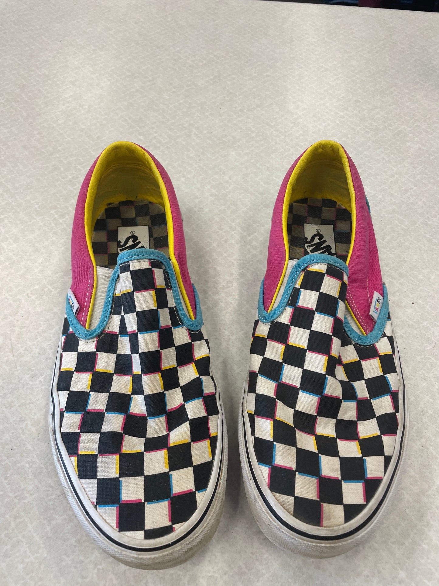 Checkered Pattern Shoes Flats Vans, Size 9.5