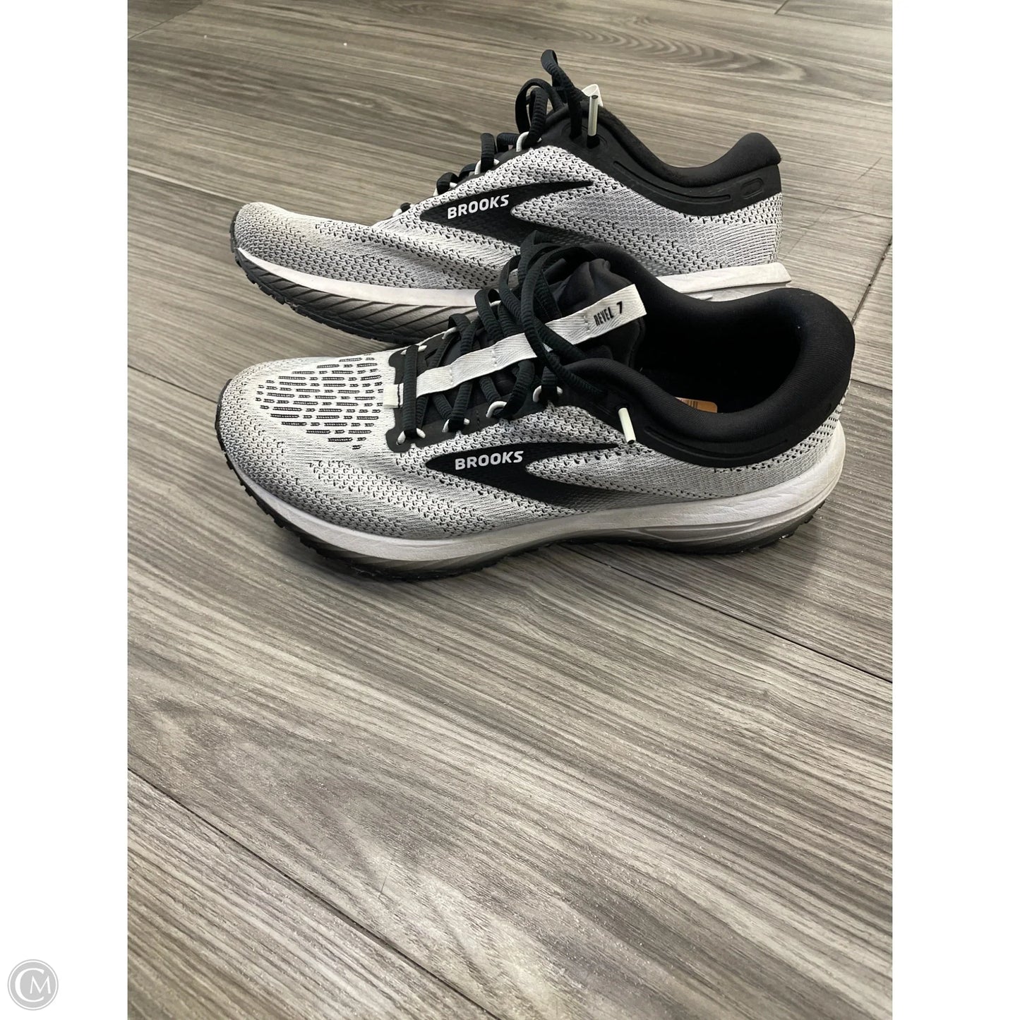 Shoes Athletic By Brooks In Black, Size: 9