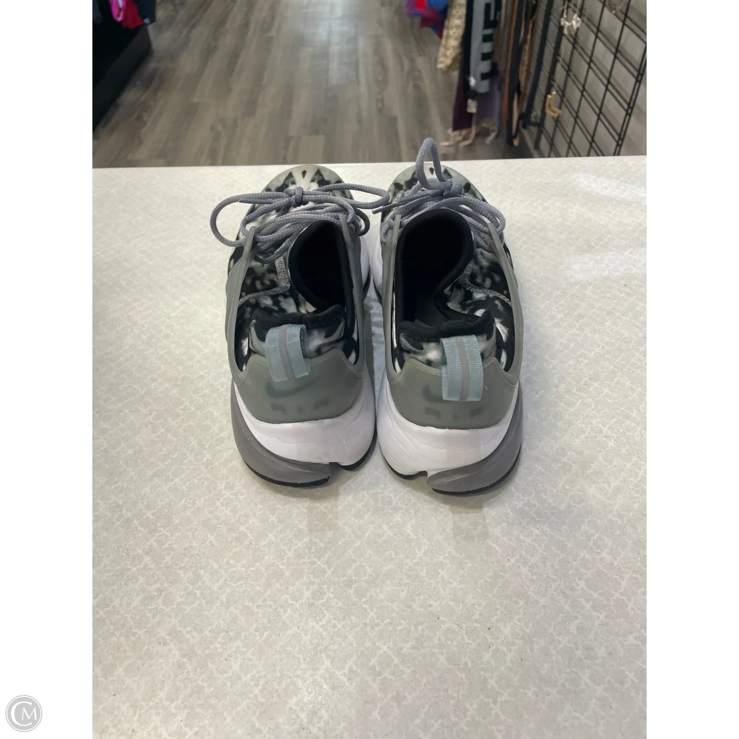 Shoes Athletic By Nike In Black, Size: 8