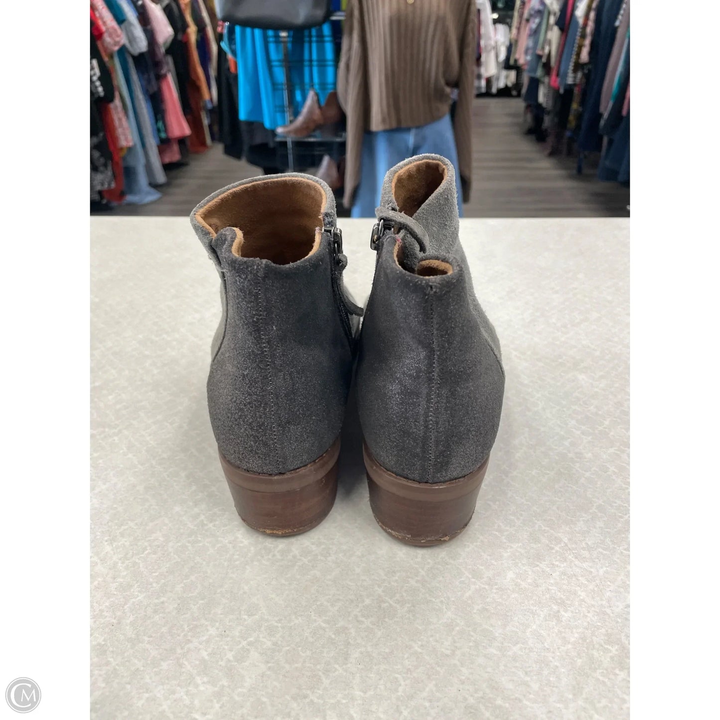 Boots Ankle Flats By Comfortiva In Grey, Size: 7