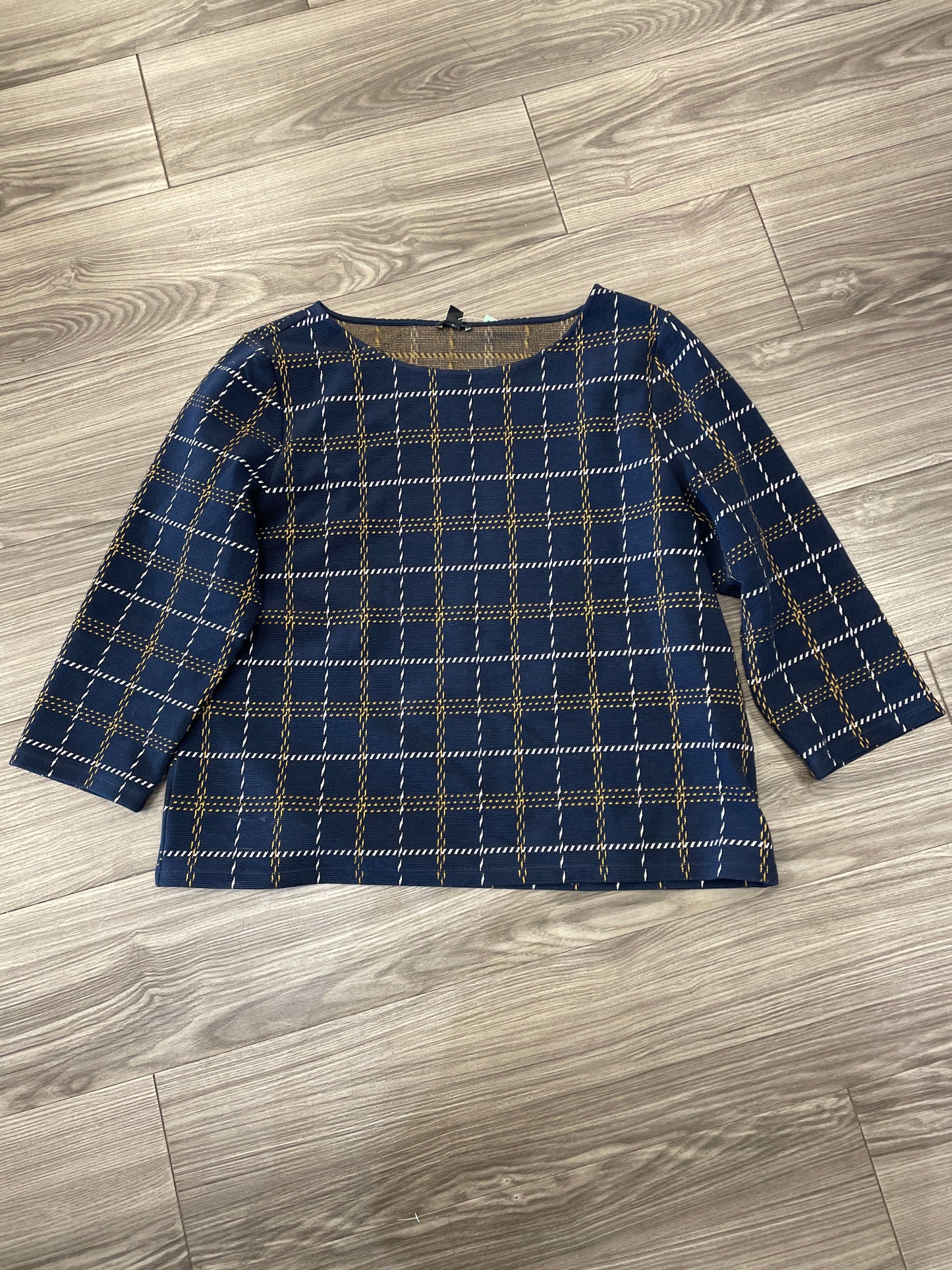 Top 2pc 3/4 Sleeve By Ann Taylor In Plaid Pattern, Size: L