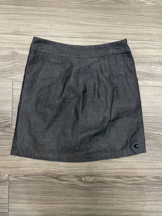 Skirt Mini & Short By Francesca's In Grey, Size: M