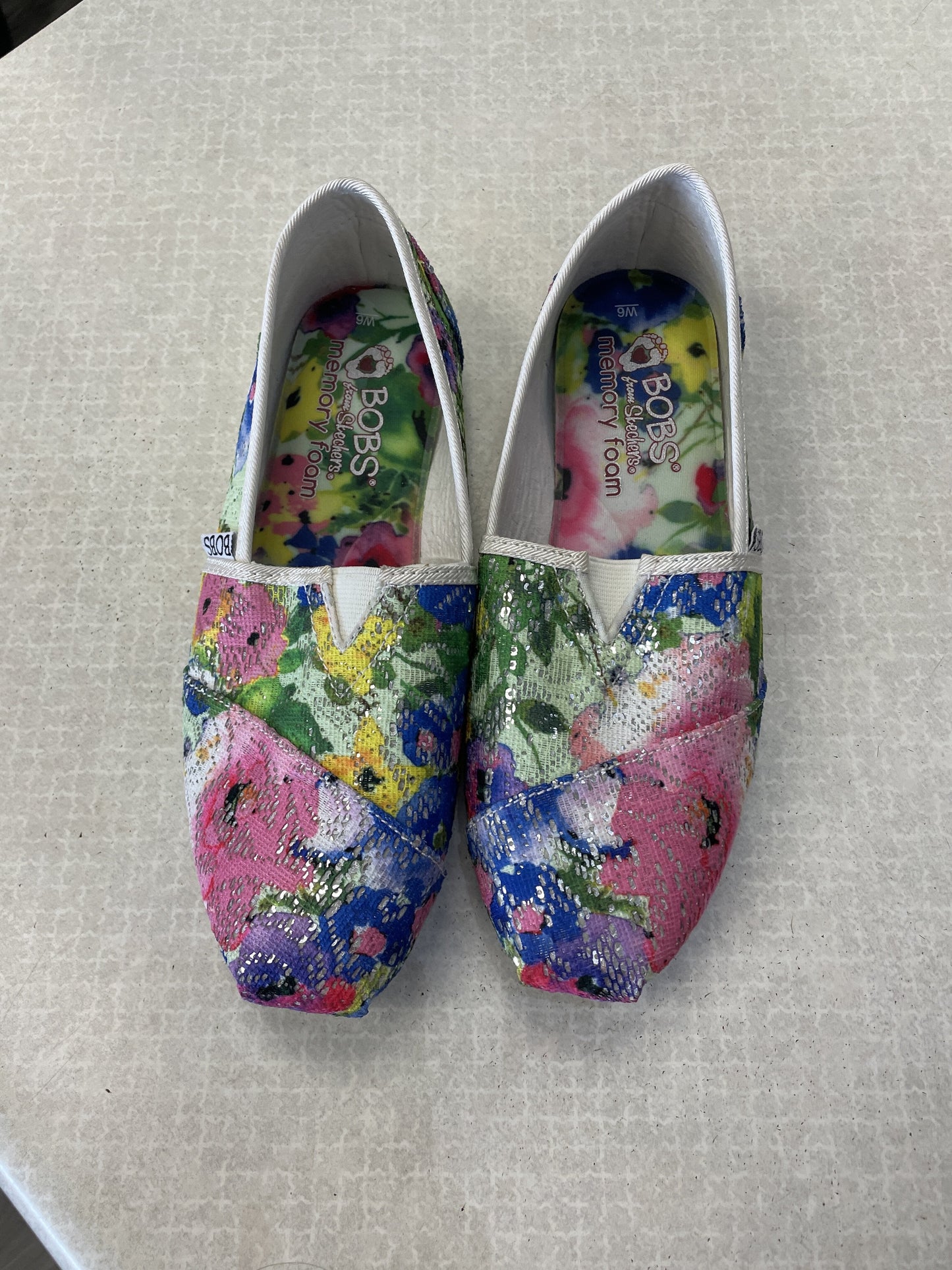 Shoes Flats By Bobs  Size: 6