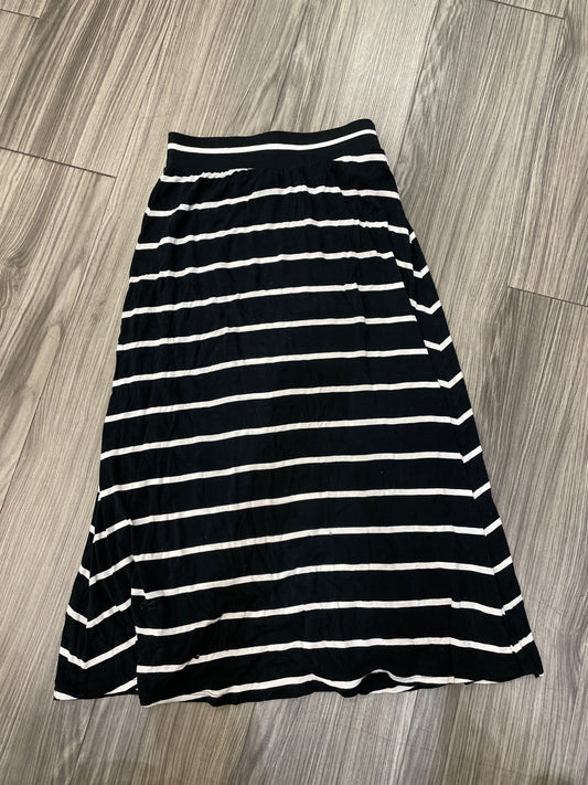 Skirt Midi By Cherokee  Size: 8