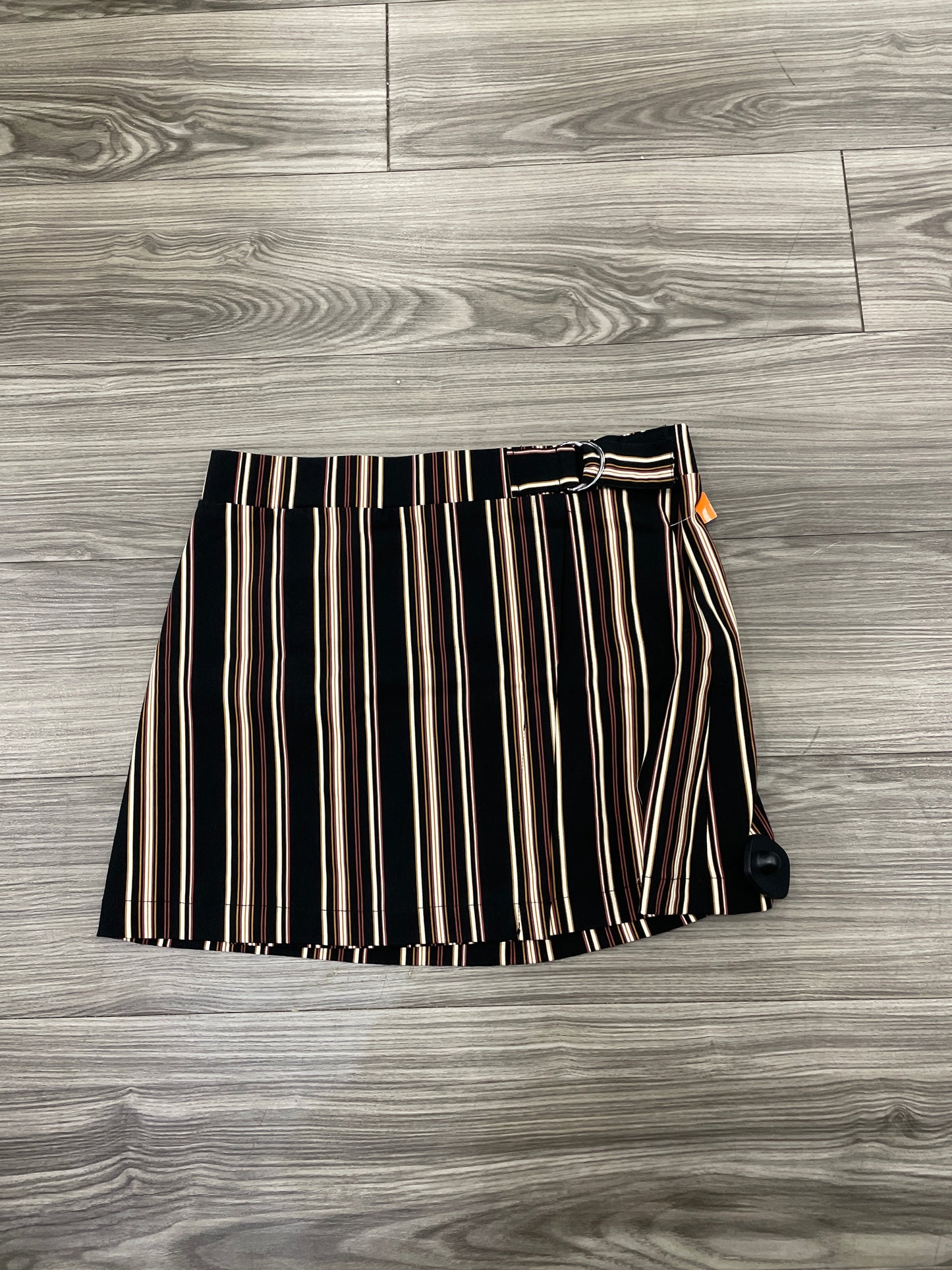 Skirt Mini & Short By Joe B  Size: L