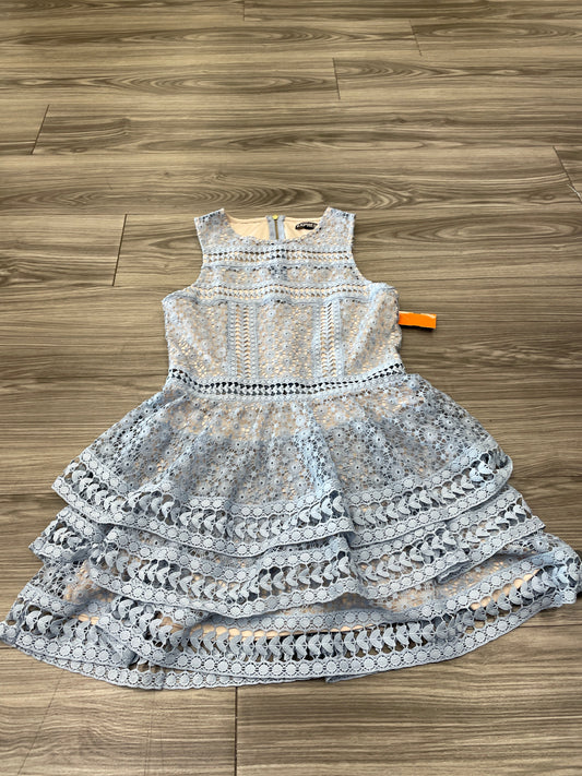 Dress Casual Short By Express  Size: 2