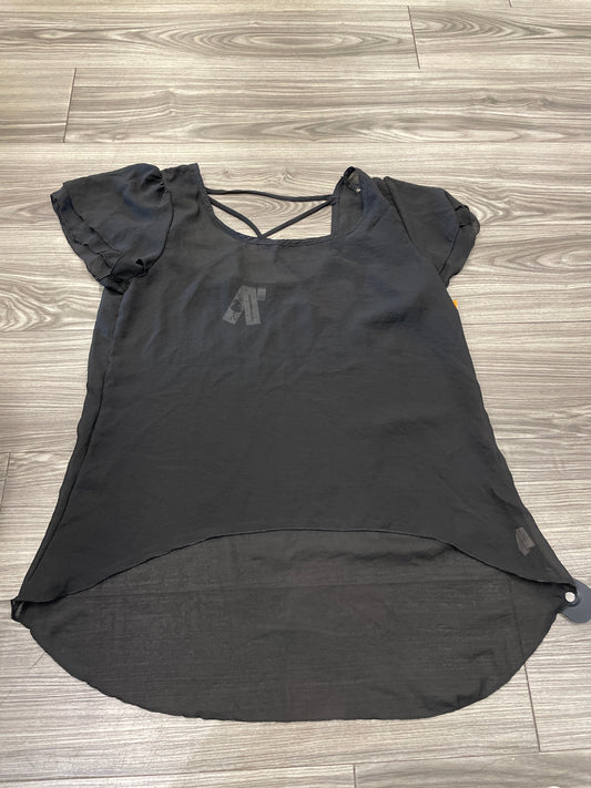 Top Short Sleeve By Clothes Mentor  Size: L