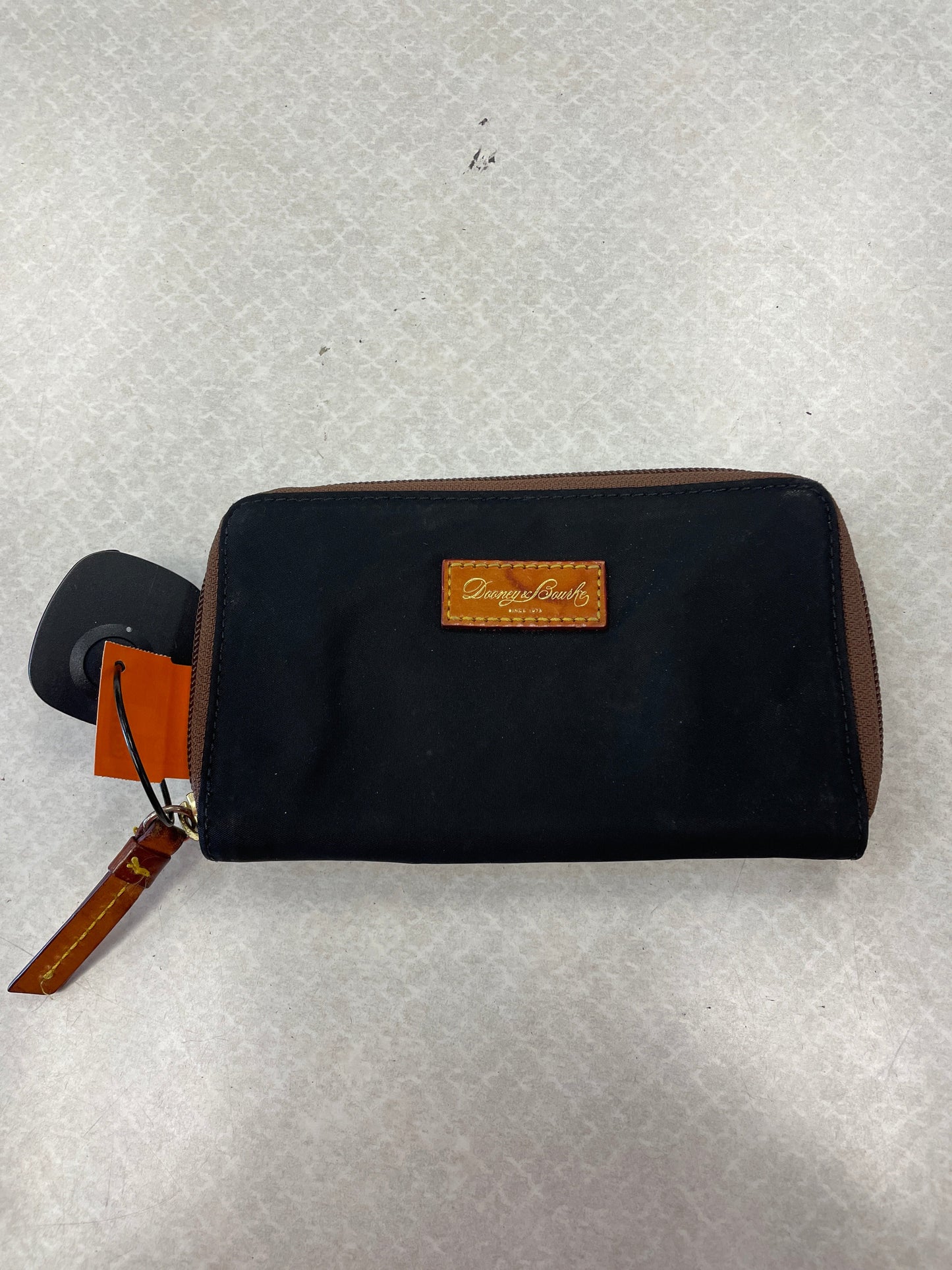 Wallet Designer By Dooney And Bourke  Size: Medium