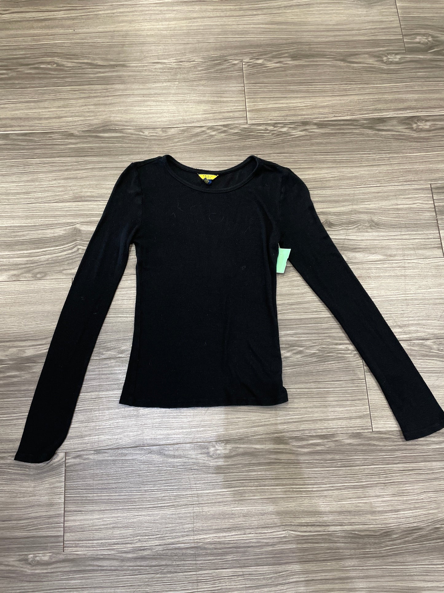 Black Top Long Sleeve Clothes Mentor, Size M