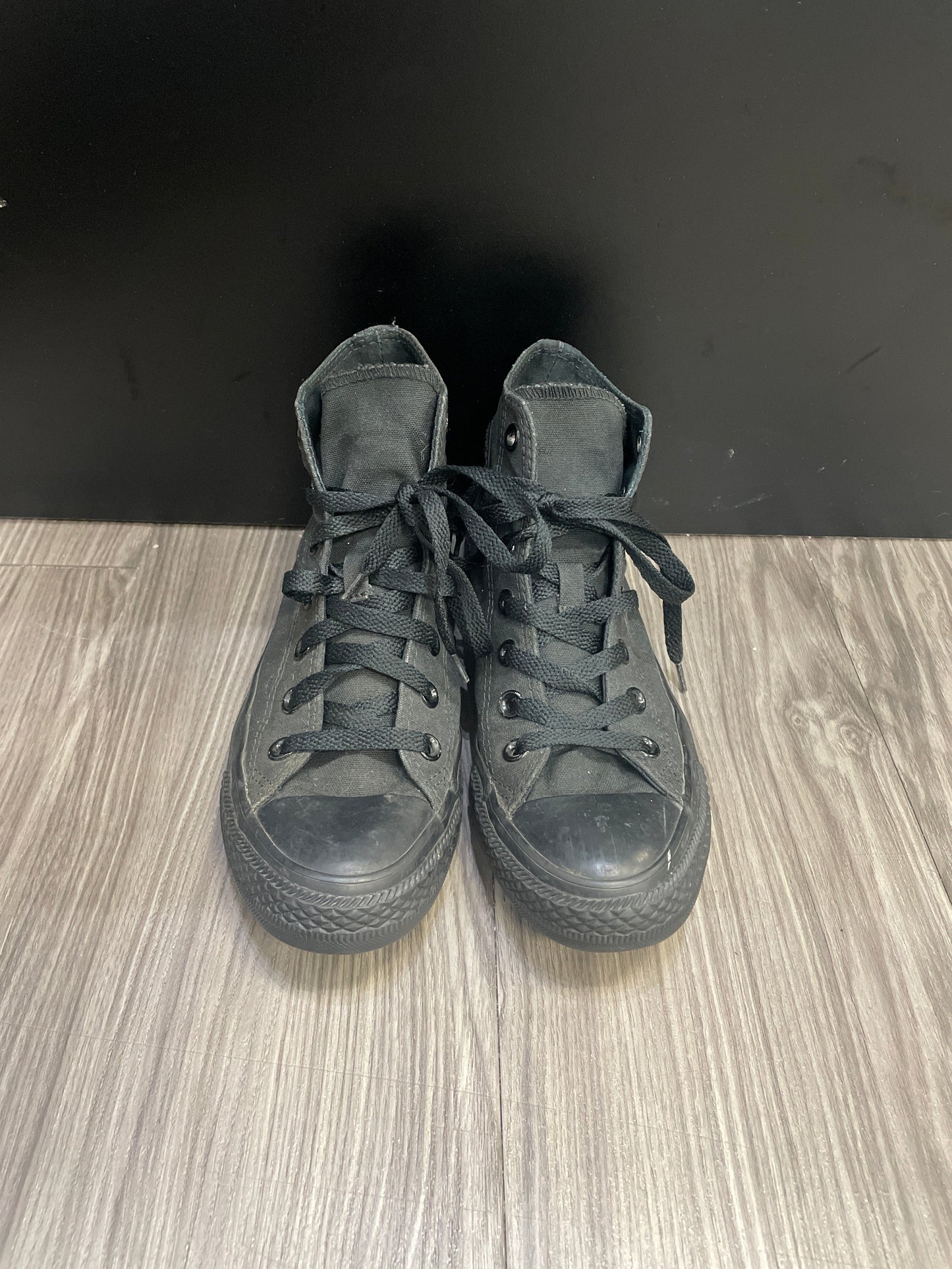 Shoes Athletic By Converse In Black, Size: 7