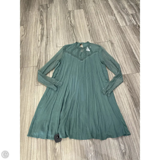 Dress Casual Short By Xhilaration In Green, Size: M