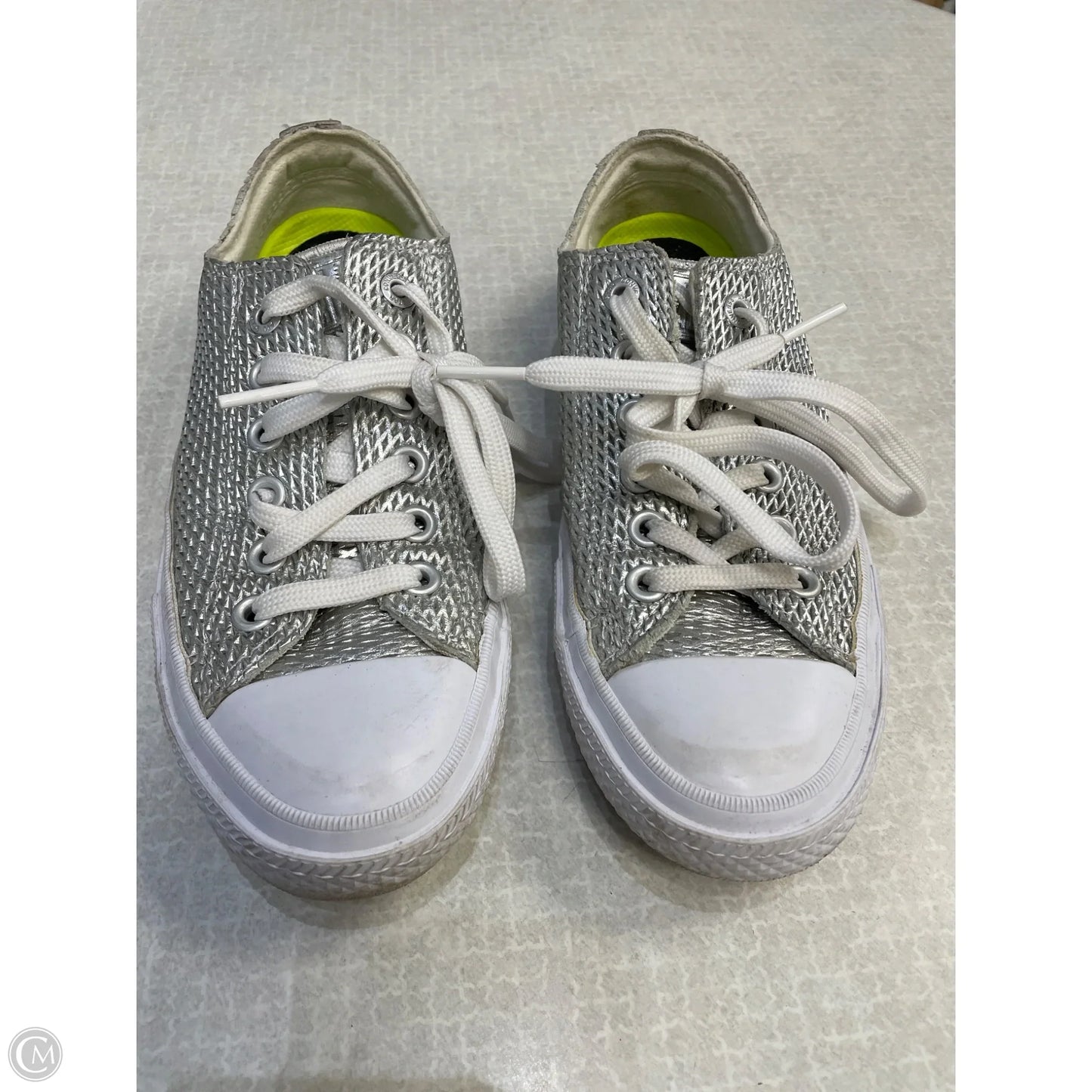Shoes Sneakers By Converse In Silver, Size: 7