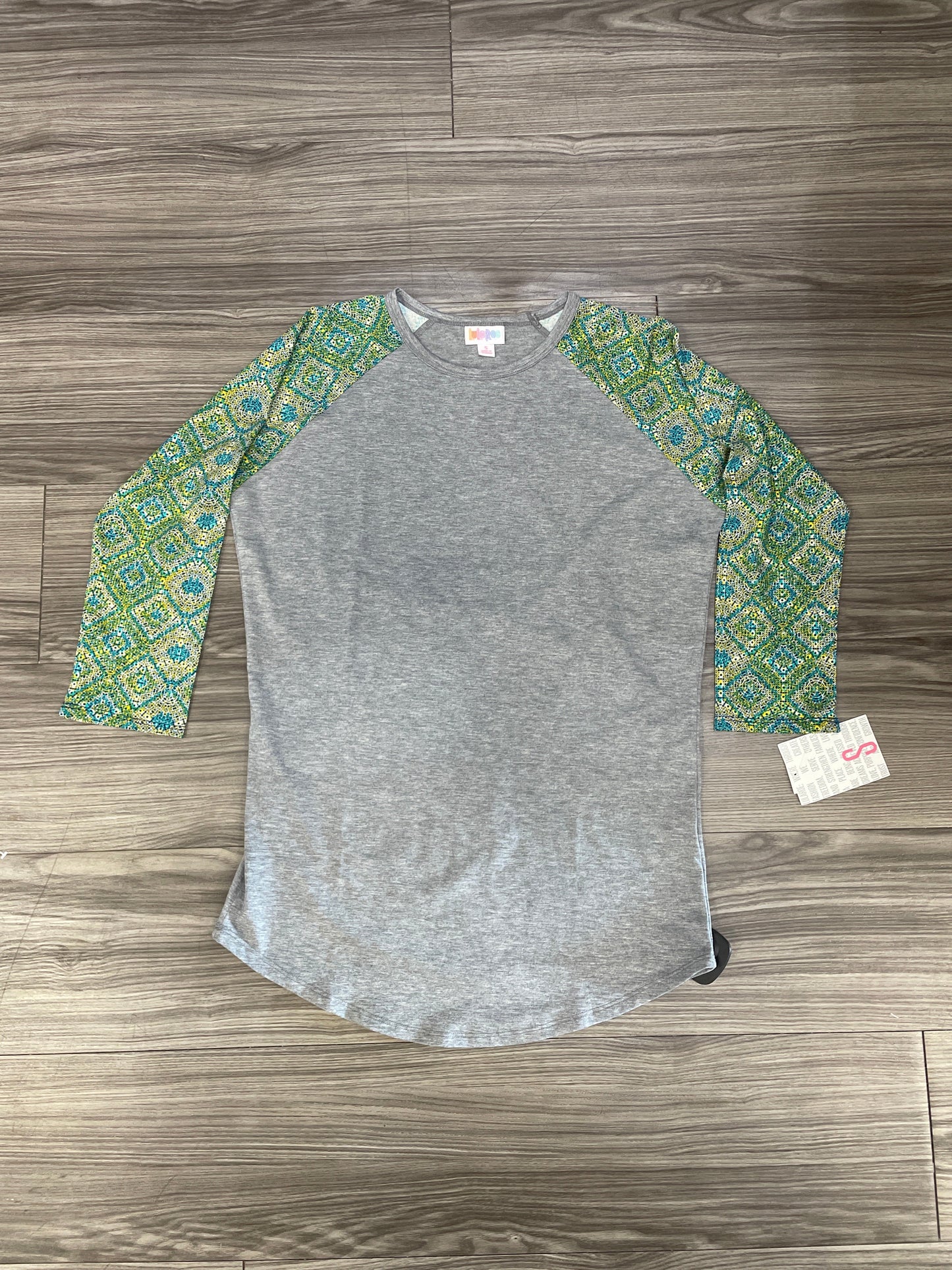 Top Long Sleeve By Lularoe In Grey, Size: S