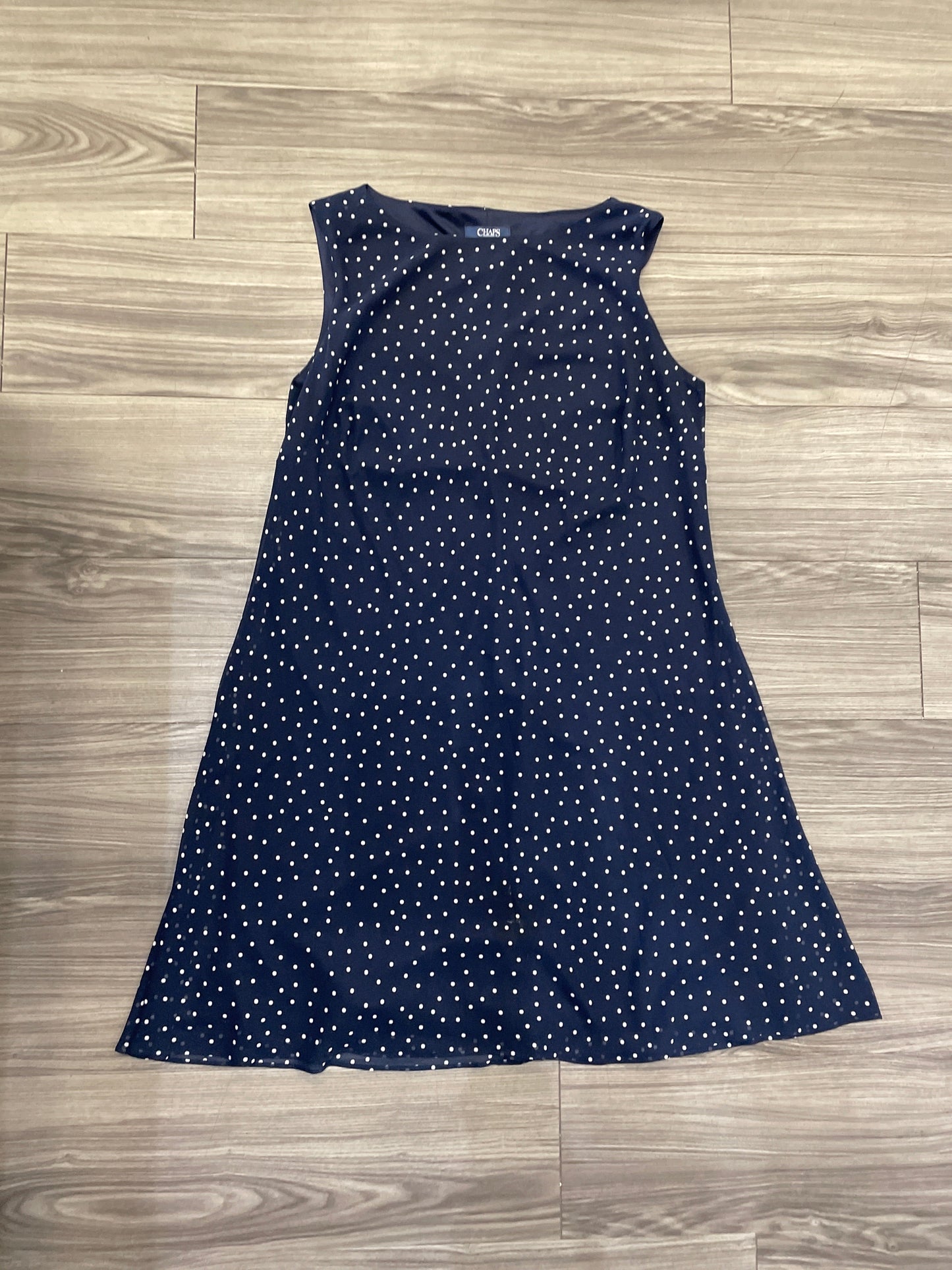 Dress Casual Short By Chaps In Polkadot Pattern, Size: 16