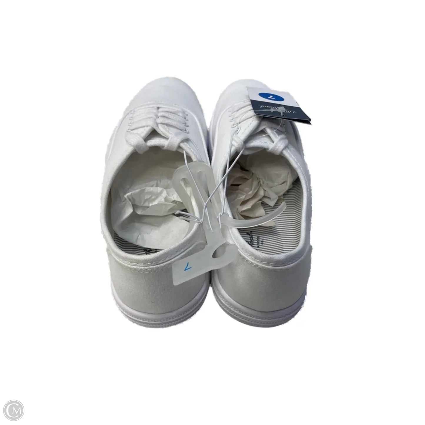 Shoes Sneakers By Universal Thread In White, Size: 7