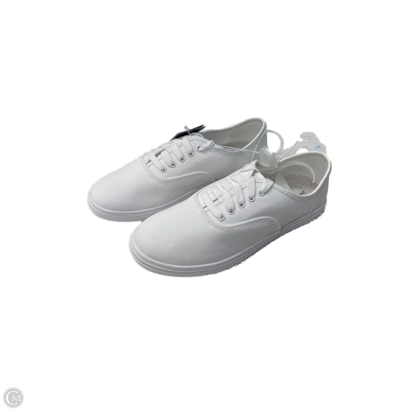 Shoes Sneakers By Universal Thread In White, Size: 7