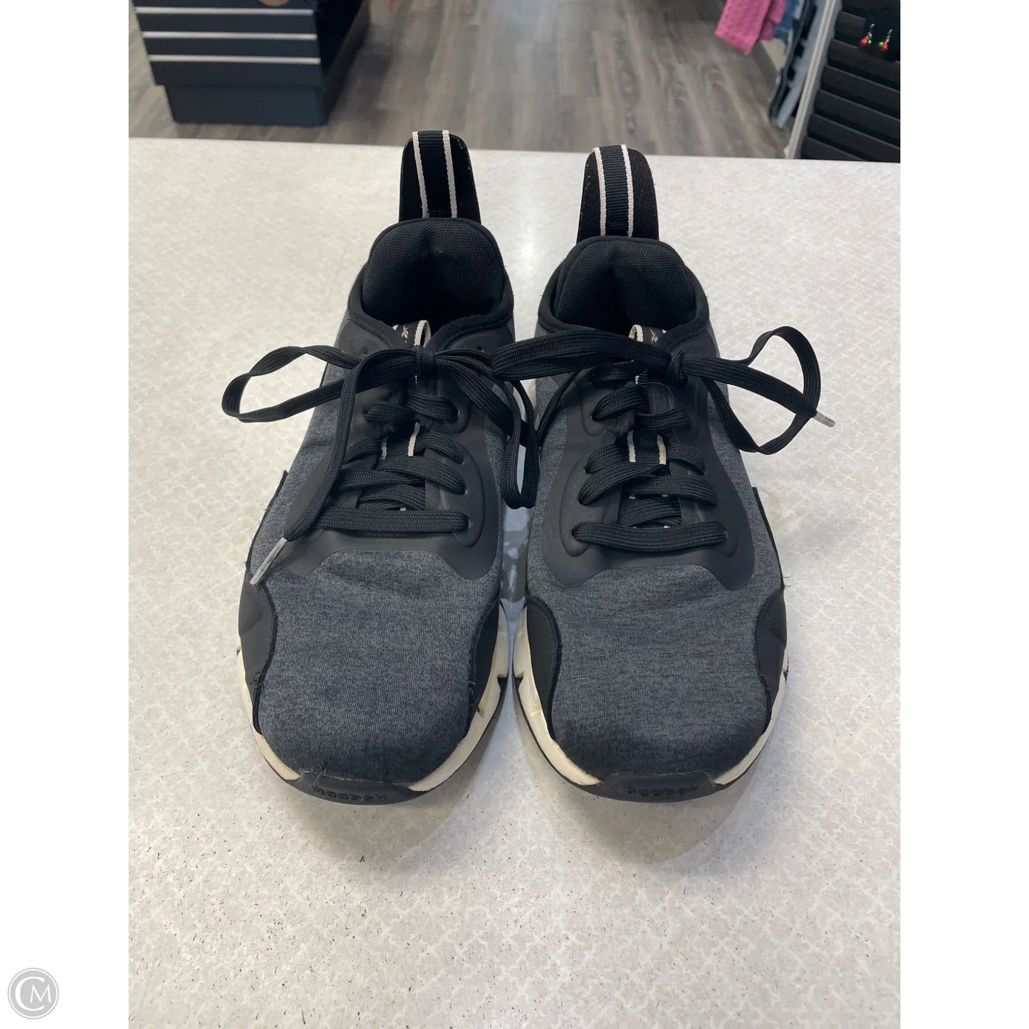 Shoes Athletic By Reebok In Black, Size: 7.5