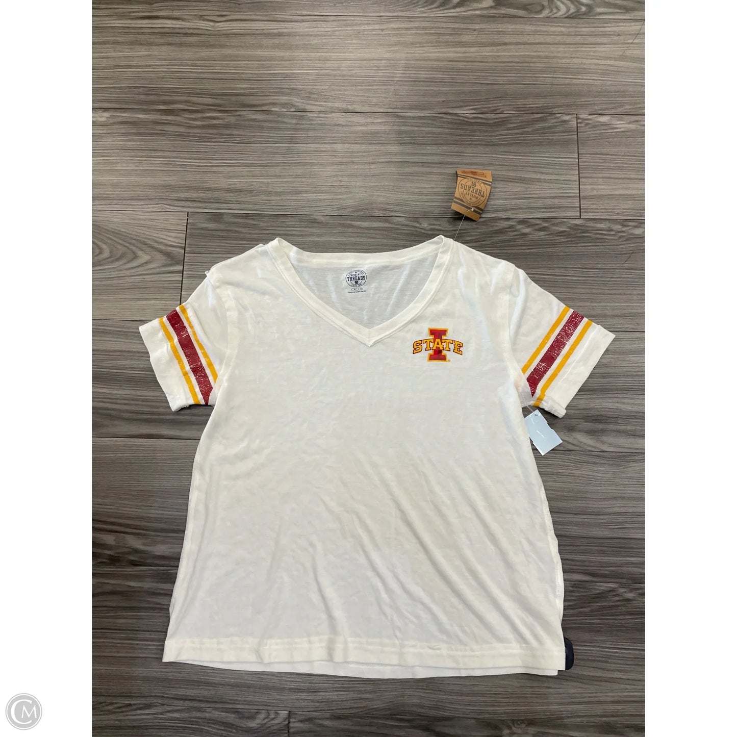 Top Short Sleeve By Clothes Mentor In Cream, Size: M