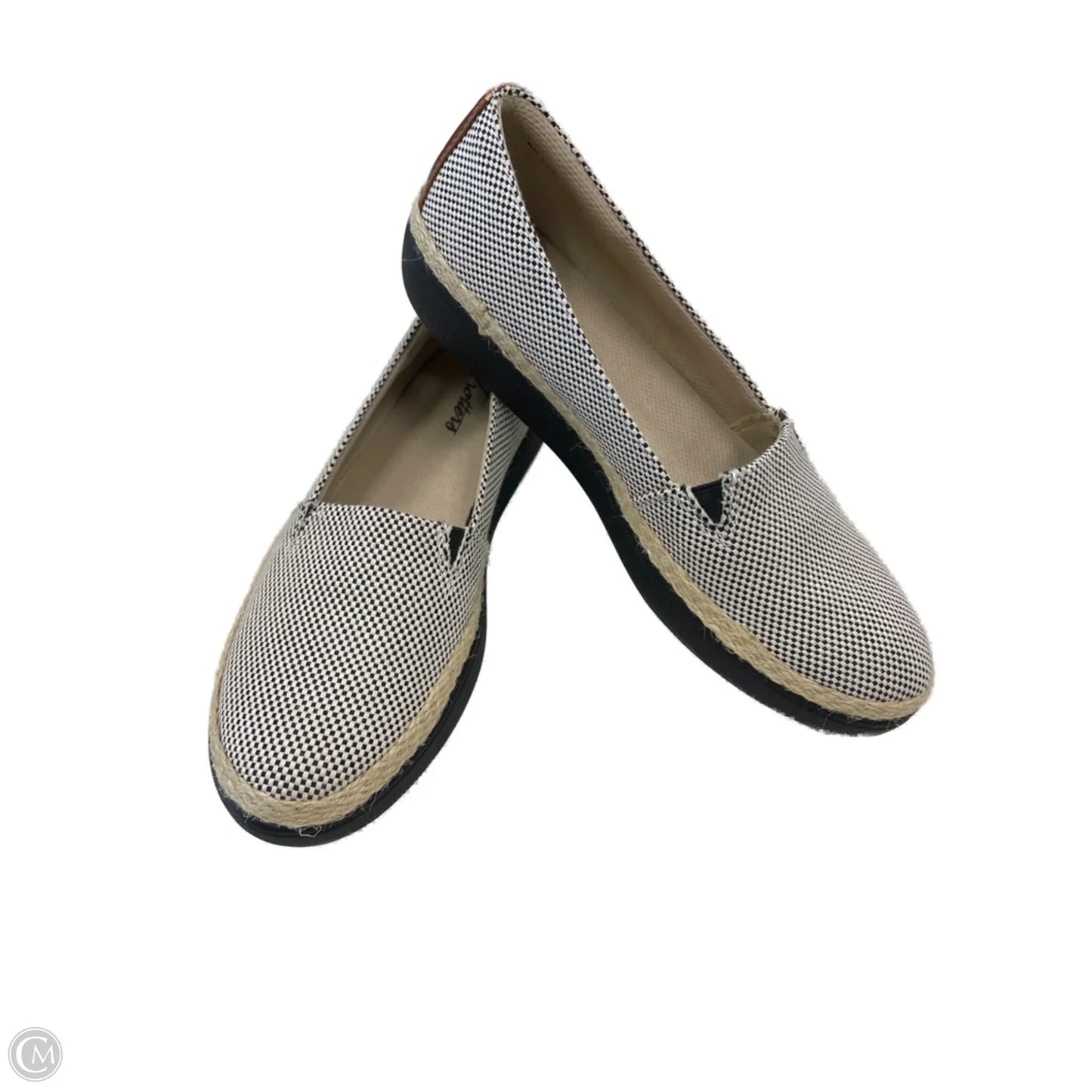 Shoes Flats By Clothes Mentor In White, Size: 6