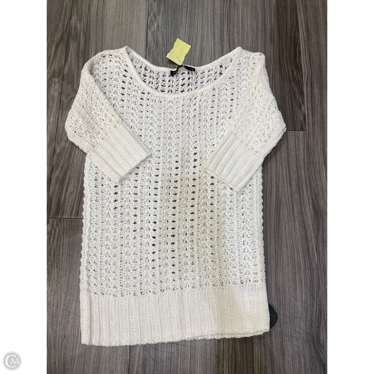 Top Short Sleeve By Clothes Mentor In White, Size: S