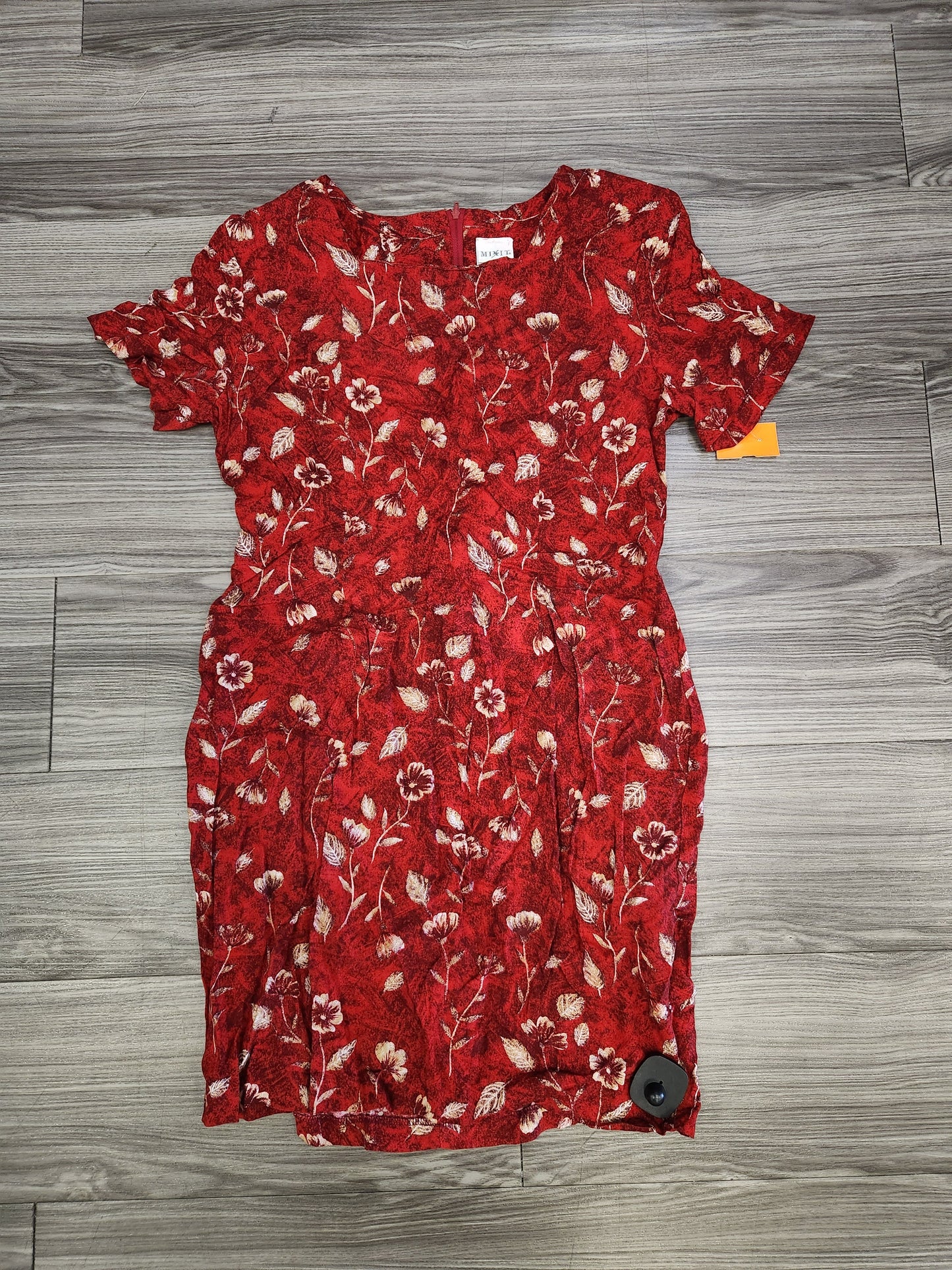 Dress Casual Short By Clothes Mentor  Size: 14