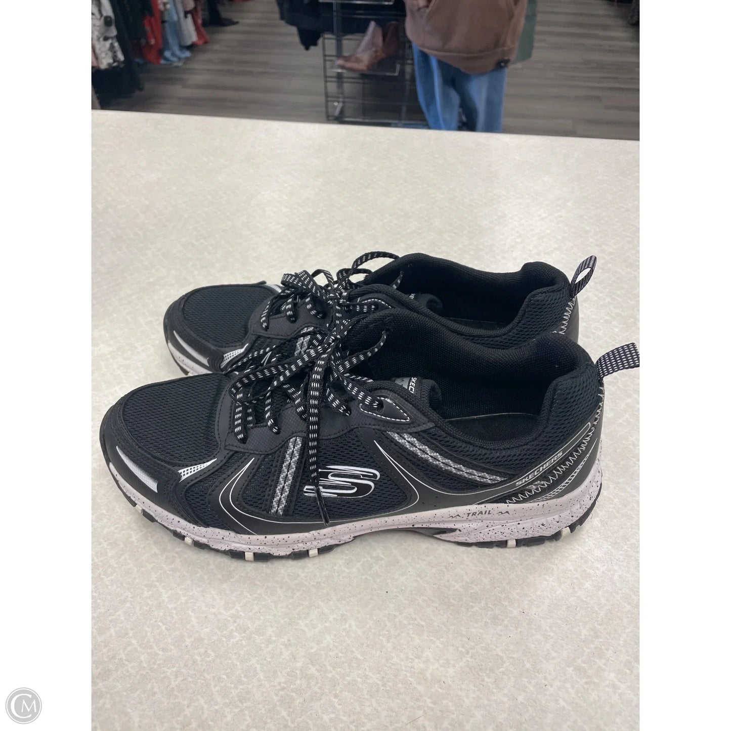 Shoes Athletic By Skechers In Black, Size: 9