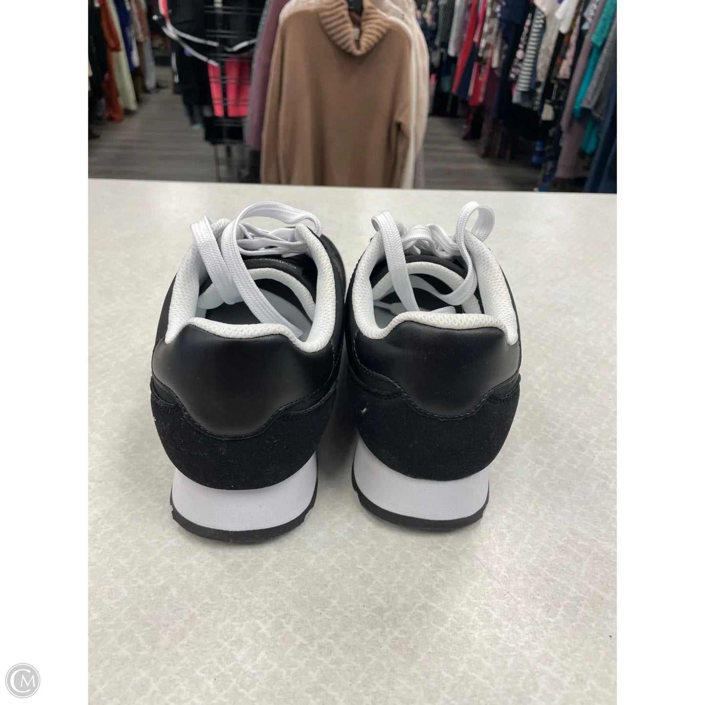 Shoes Sneakers By Calvin Klein In Black, Size: 8.5