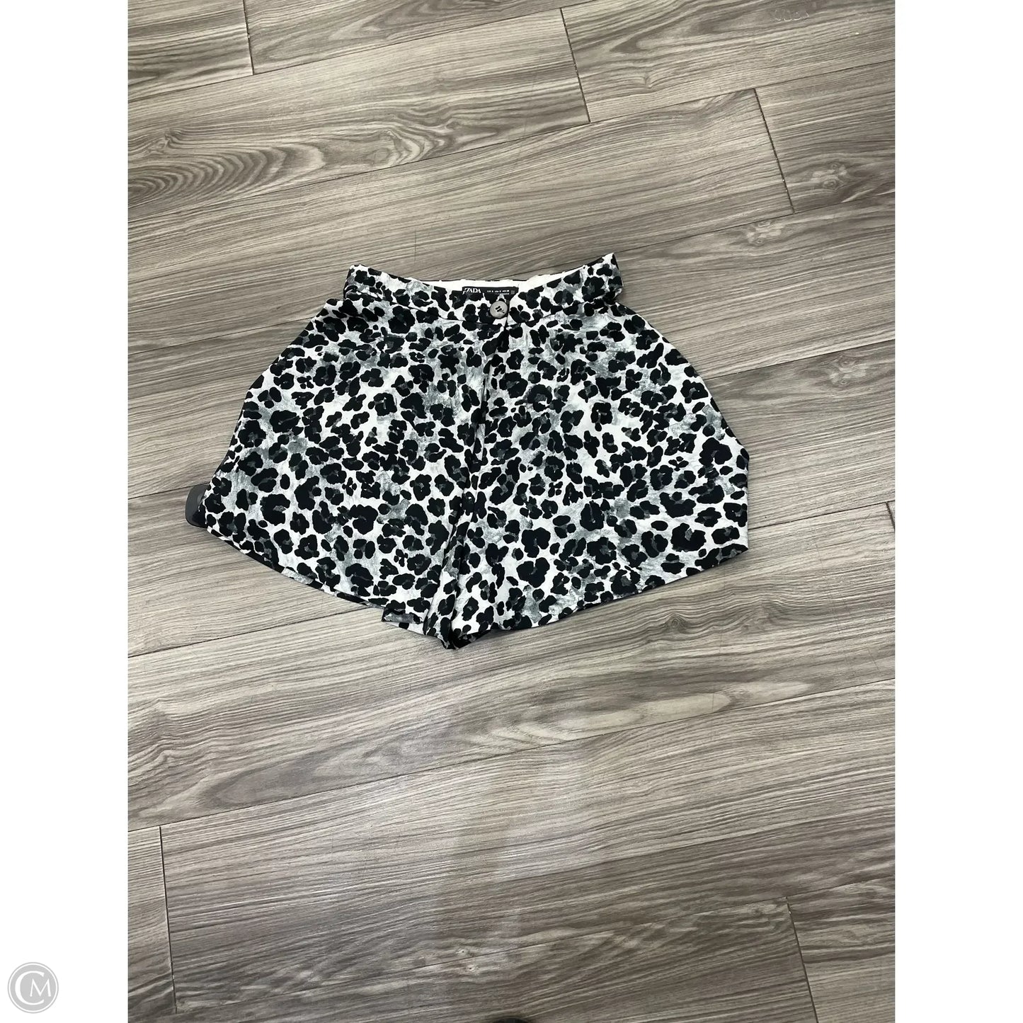 Shorts By Zara In Black & Grey, Size: S