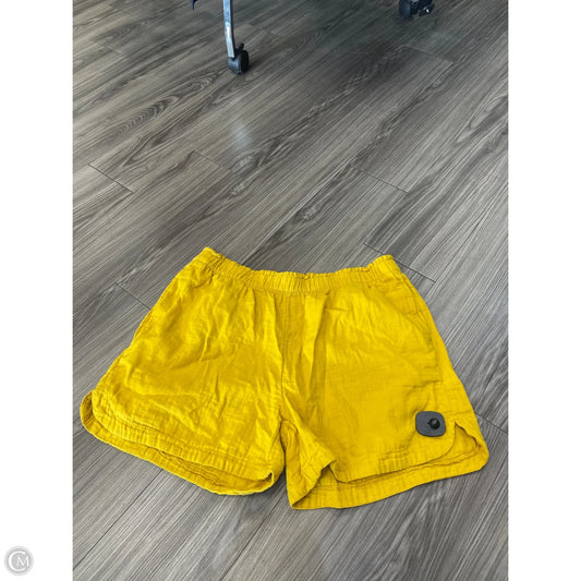 Shorts By Old Navy In Yellow, Size: Xl