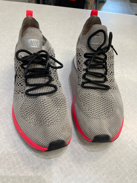 Shoes Athletic By Nike In Grey & Pink, Size: 9.5