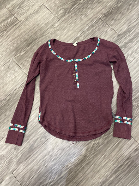 Top Long Sleeve By We The Free In Purple, Size: Xs