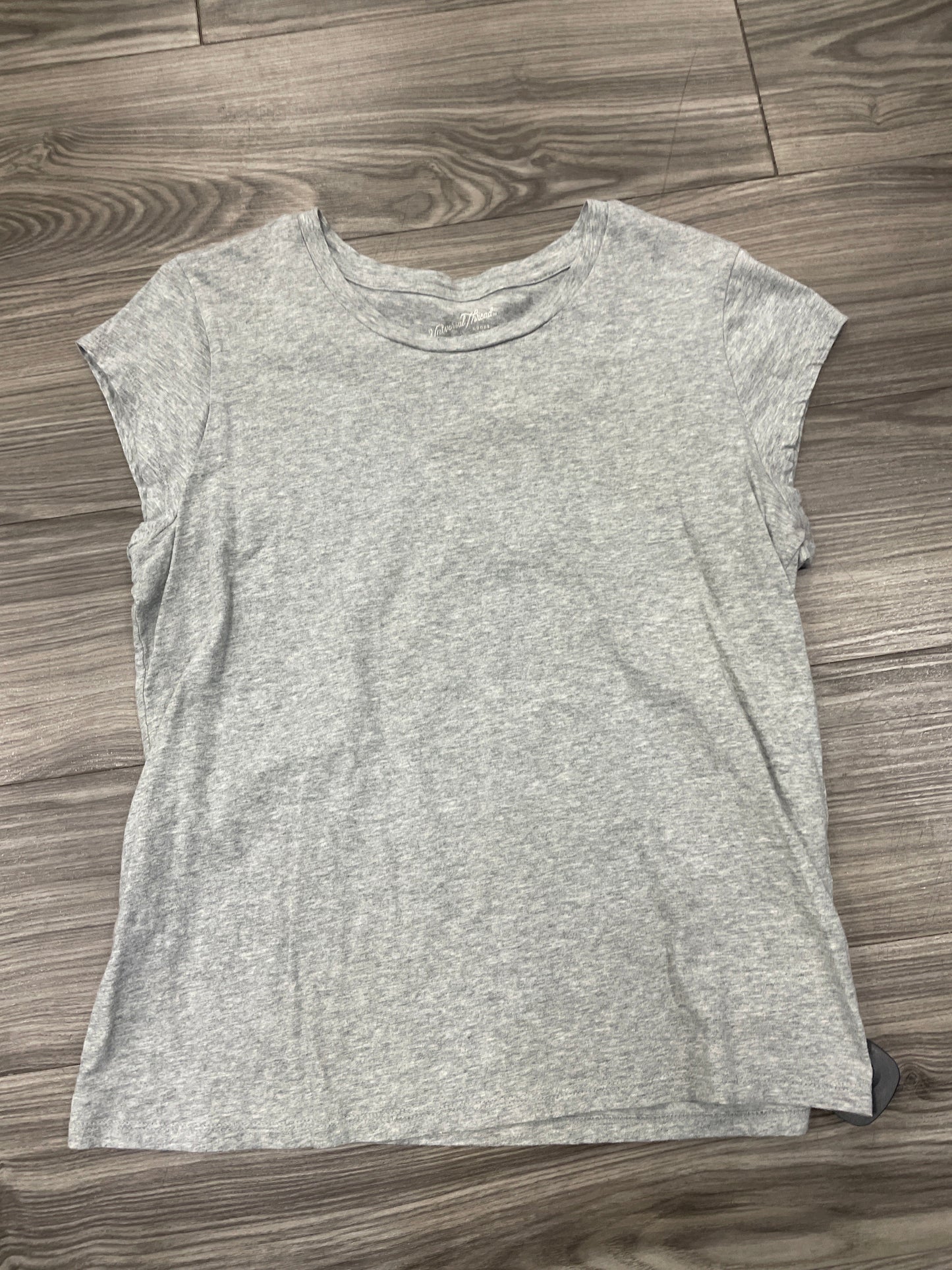 Top Short Sleeve By Universal Thread In Grey, Size: Xl