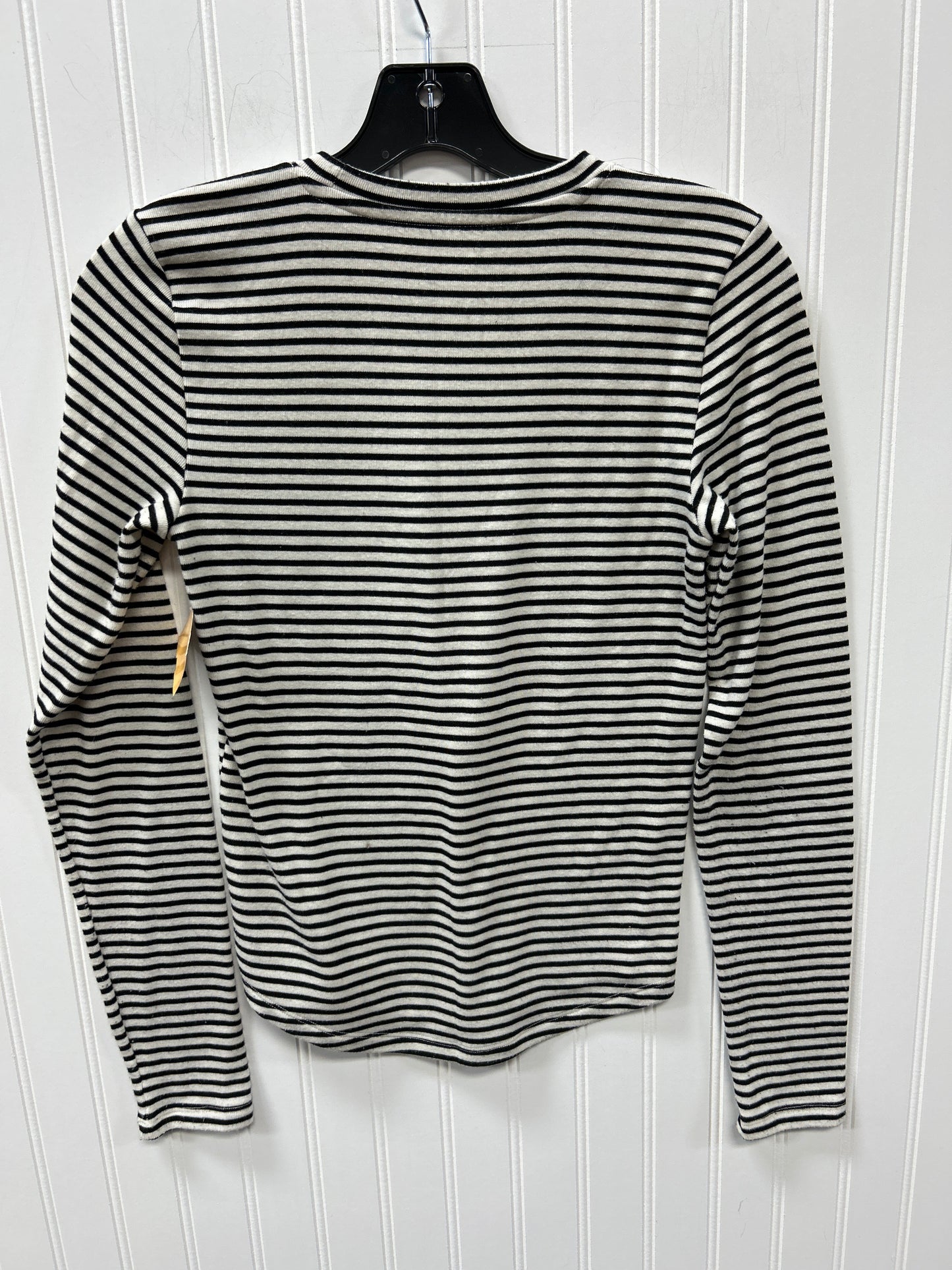 Top Ls By American Eagle In Black & White, Size:M