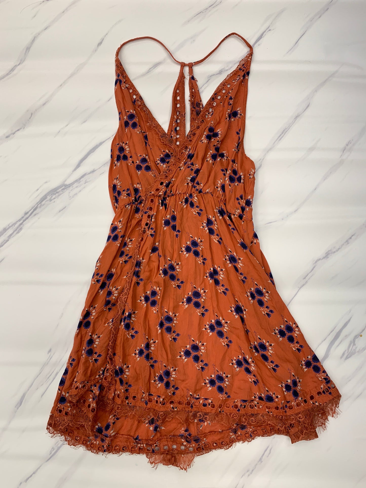 Dress Casual Short By Free People  Size: S